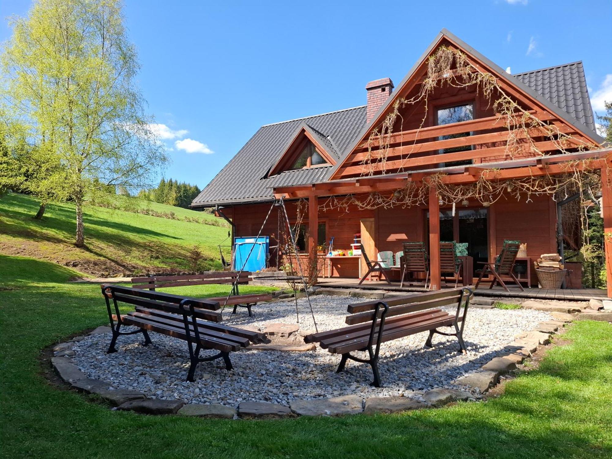 Villa Dom Pod Wilczym Groniem Rajcza Exterior foto